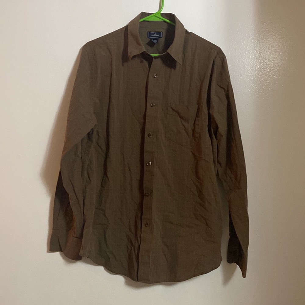 men’s brown button down